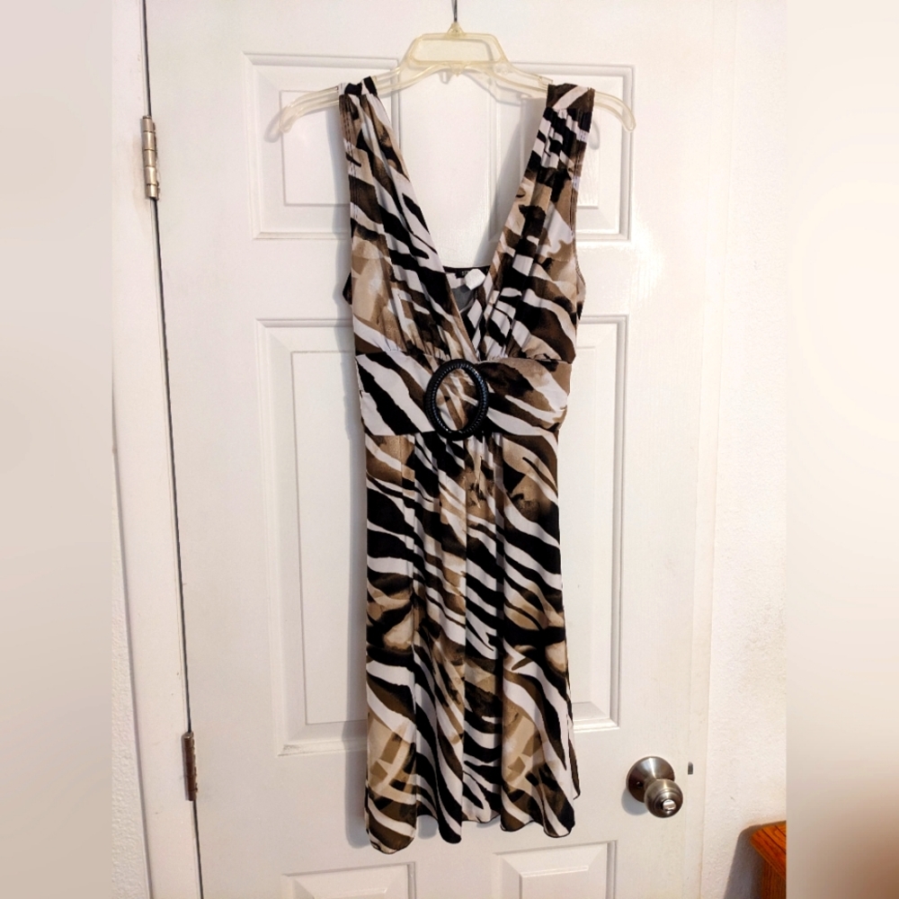 STAR VIXEN Maxi sleeveless dress with front buckle